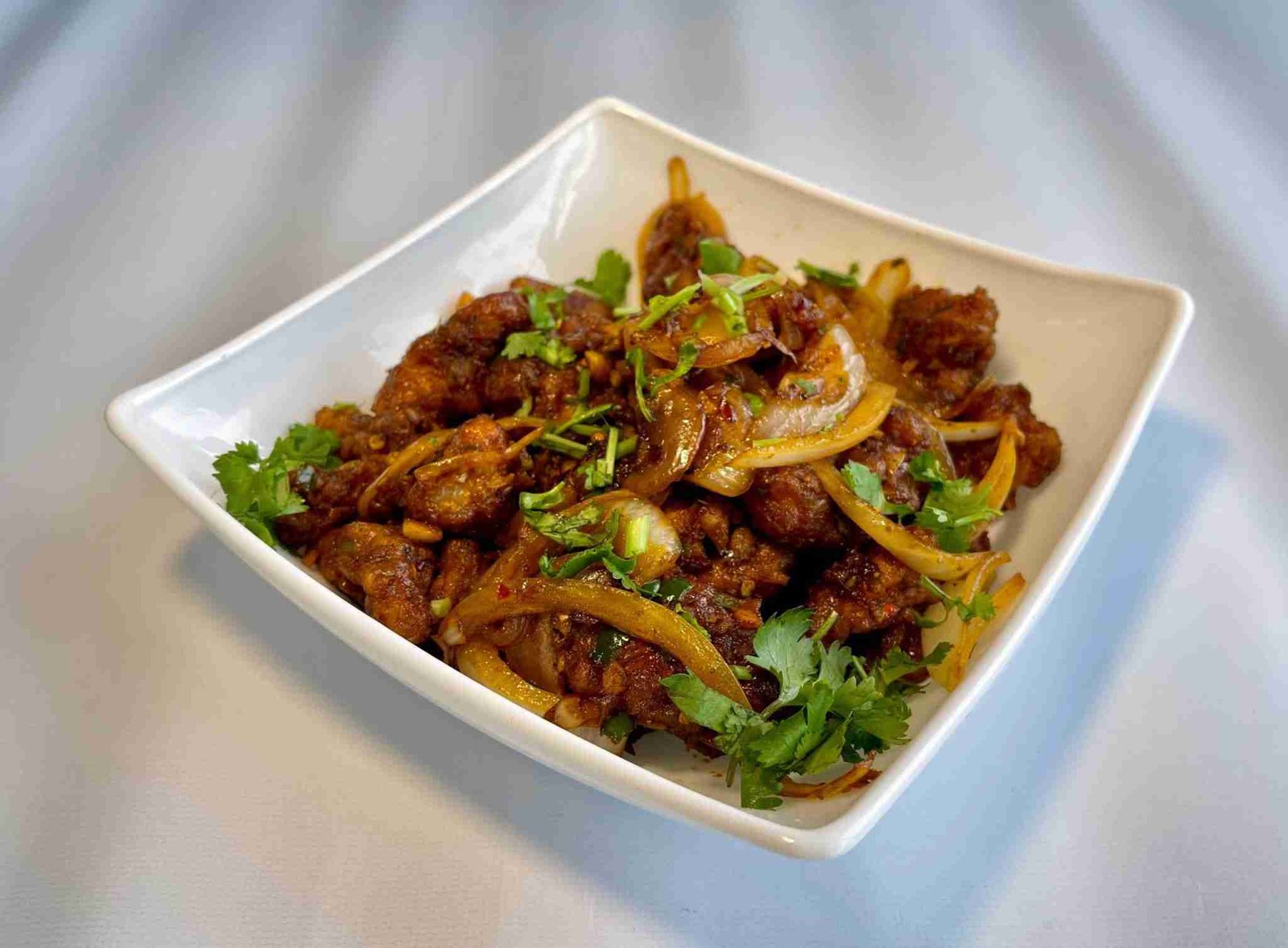 HAKKA YETI – Indian Chinese Cuisine and Aromatic Thai Cuisine